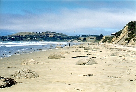 New Zealand - Moeraki Boulders