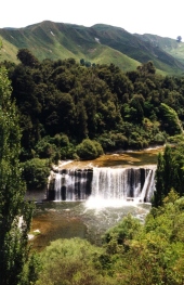 Neuseeland - Raukawa Falls