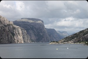 Lysefjord, Preikestolen Massif