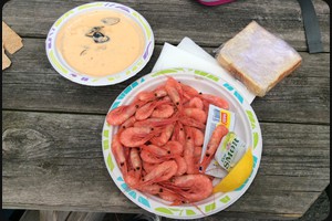 Fiskesuppe und Reke